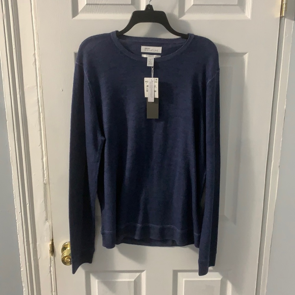 Men’s navy 100% Merino Wool Sweater